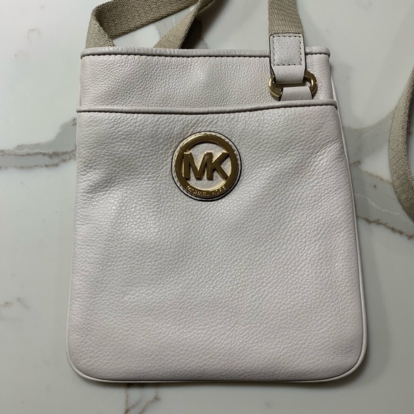 Michael Kors Fulton Swing Leather Crossbody - Picture 2 of 12